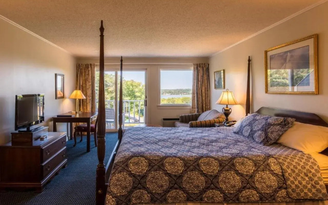 Cod Cove Inn, BW Signature Collection