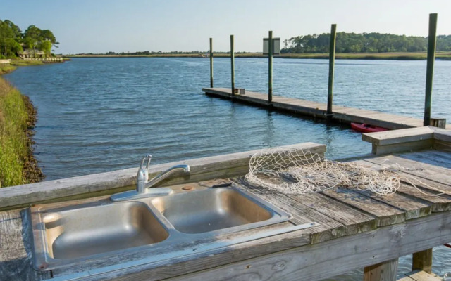 Inlet Cove by RedAwning