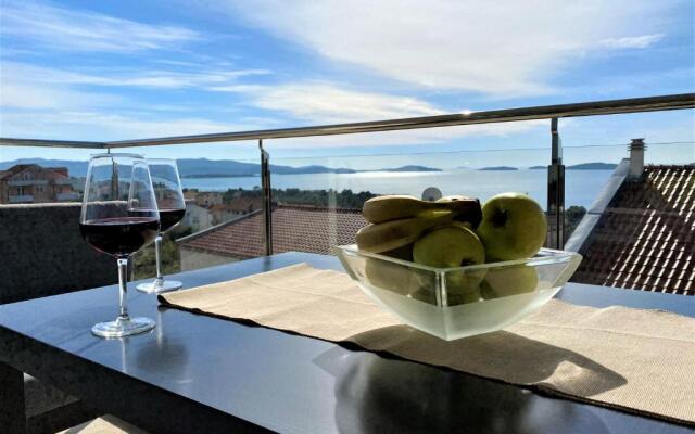 Villa M - Your business & holiday apartment in Sibenik