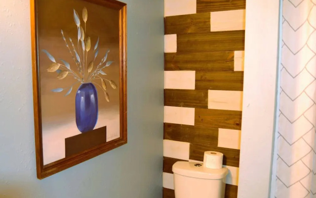 Gather Here 9br, 5BA Group