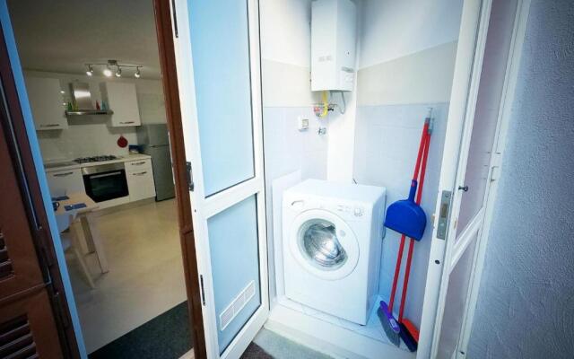 Flat 93