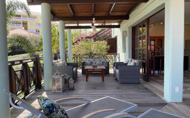 Blue Bay BEACH Villa 27 3-min beach-pool-golf