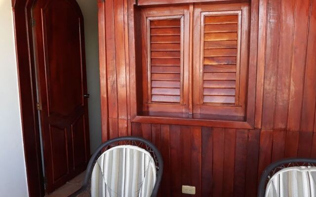 Hostal D Oleo Méndez