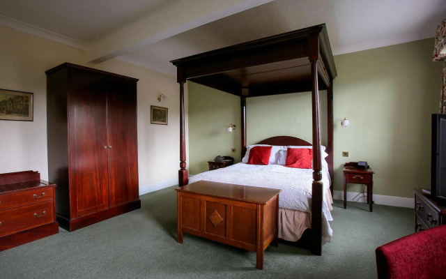 The Izaak Walton Hotel