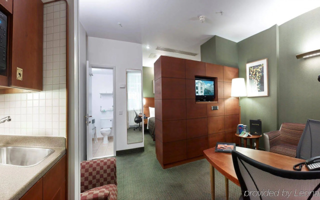 Club Quarters Hotel London City