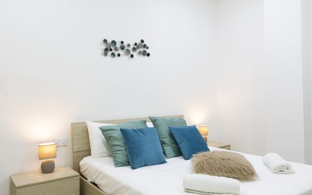 Brand new Apartment in Sliema, 2 min by the Sea-hosted by Sweetstay