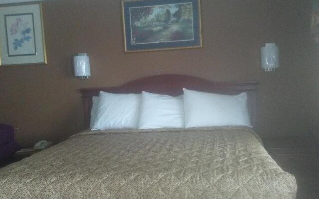 Fairway Inn & Suites