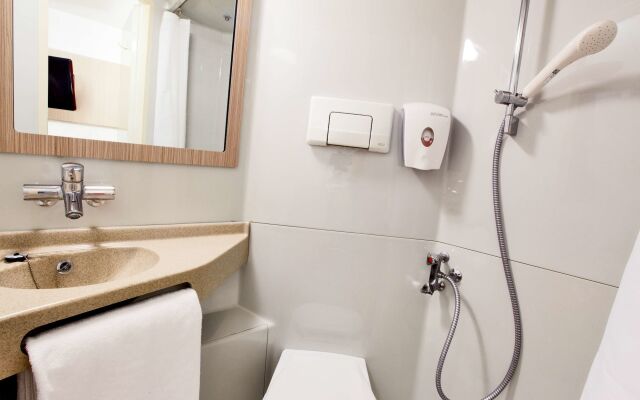 Premiere Classe Angouleme Sud-La Couronne