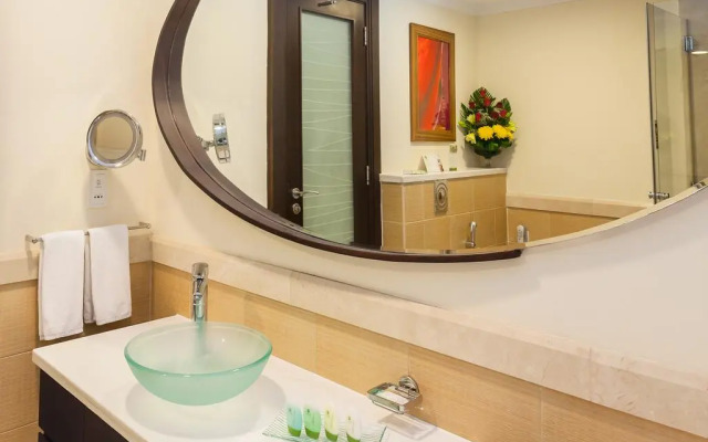 Flora Park Deluxe Hotel Apartments