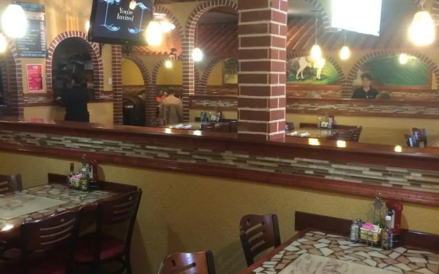 Pacer Inn And Suites Delaware