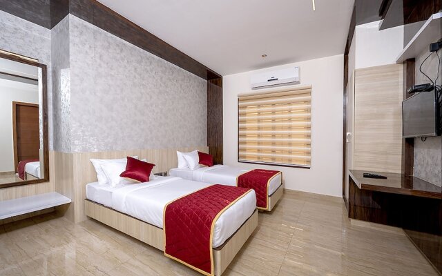 Fabhotel The Leela Park