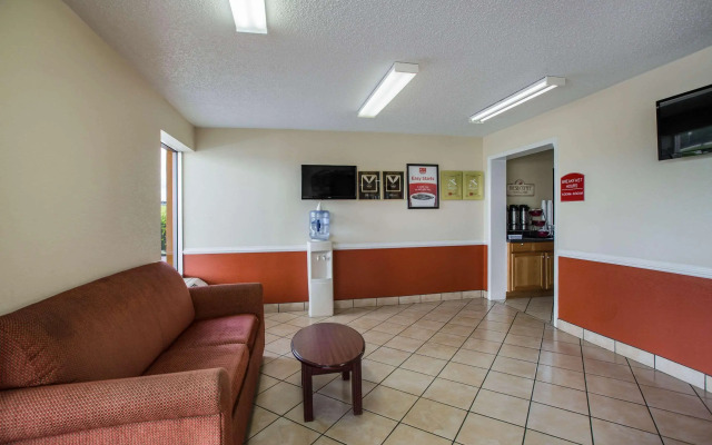 Red Roof Inn Tifton