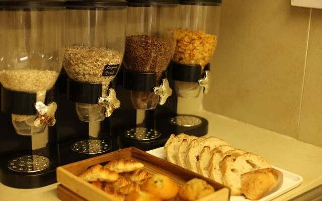 Moville Boutique Hostel
