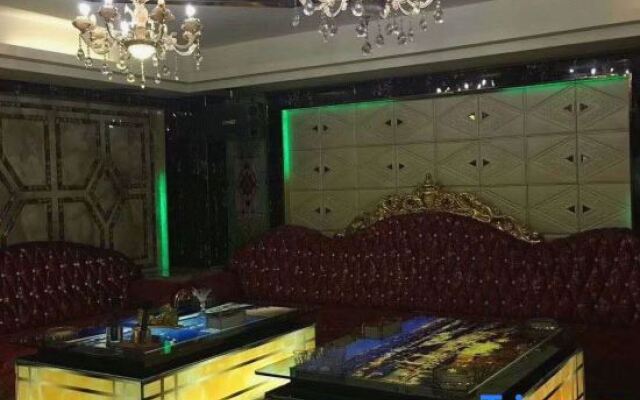 Yeste Yestour Hotel (Jieyang Qishan Forest Park)