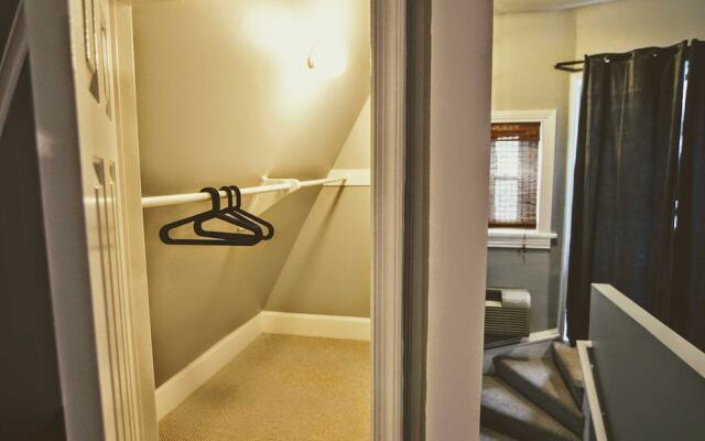 1331 Northwest Apartment #1070 - 1 Br Apts