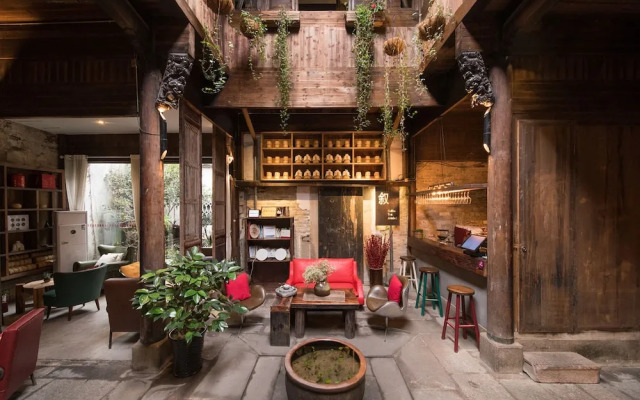 Guzo Su The Old House Boutique Hotel