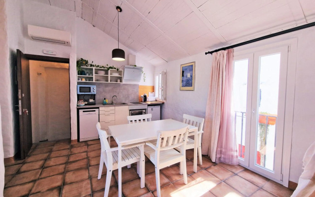 EL BÚCARO. Las Puertitas Rojas