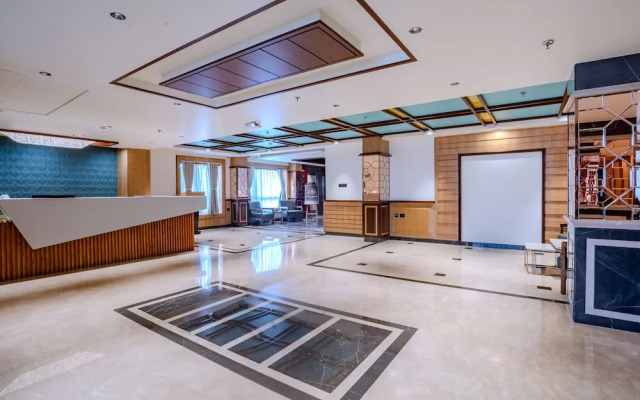 Hotel Lucky India