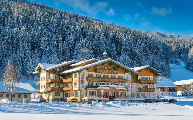 4* Familienhotel Taxerhof