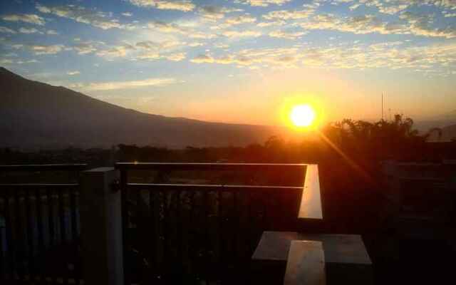 o3 Homestay