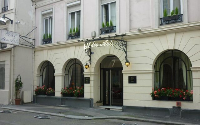 hotelImage