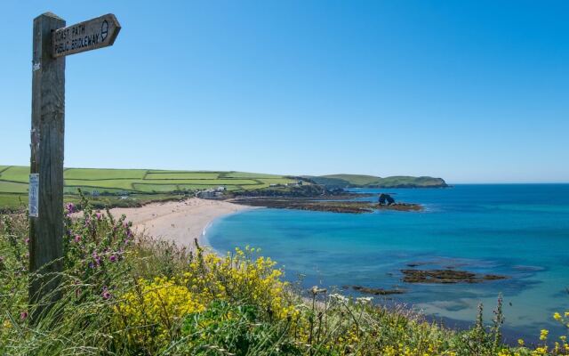 5 Thurlestone Beach