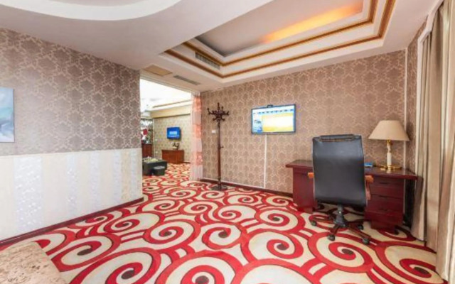 Dingji Hotel Huangshi