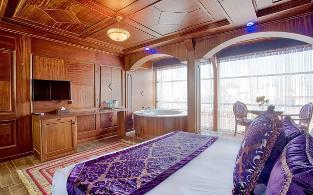 Seven Hills Hotel - Special Class