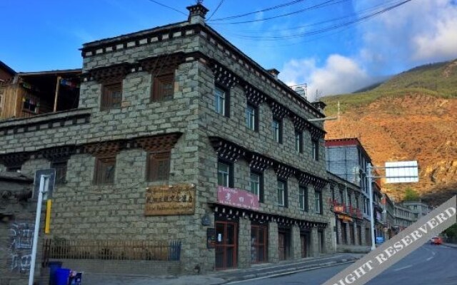 Tibetan Buddhism Cultural Theme Hotel