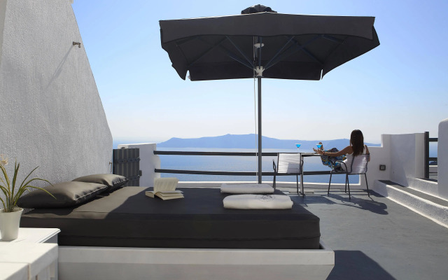 Sun Rocks Boutique Hotel