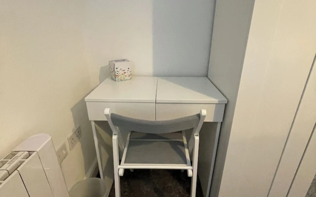 Cosy & Comfortable Apt with Parking