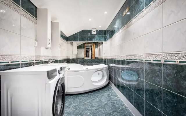 Large Single-family Home - Central in Voss