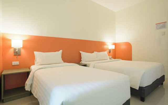 Travelbee Airport Inn