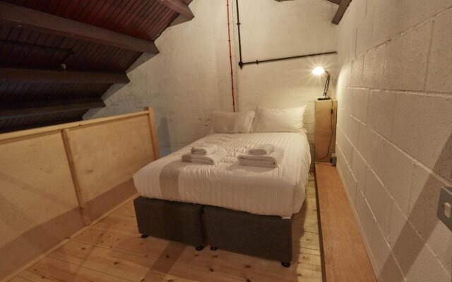 Green Rooms - Hostel