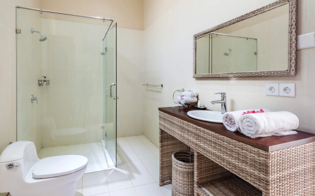 Kura Kura Beach Resort