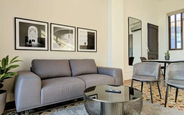 w Splendid 2BR in Casco Viejo
