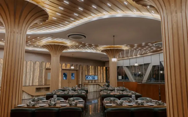 Floating deck resort