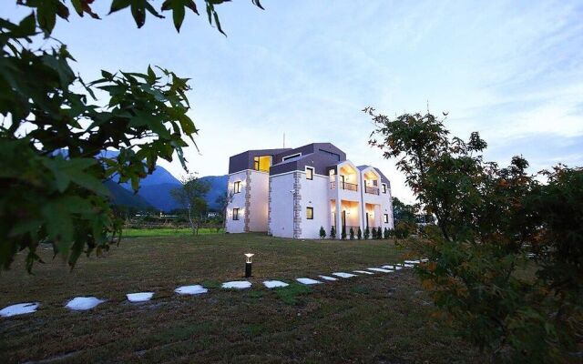 B&B Mountain View