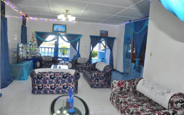 Le Chateau Bleu