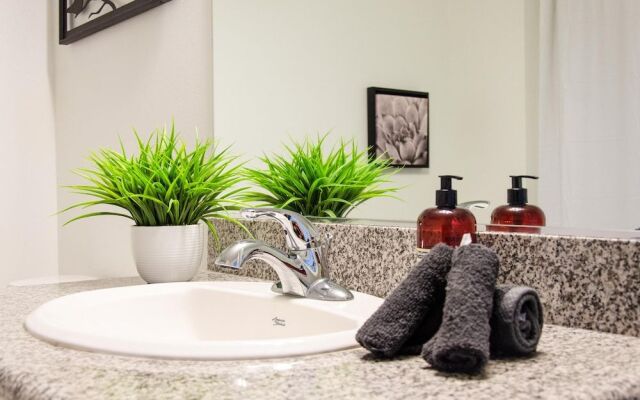 Hollywood VIP Suite on Sunset