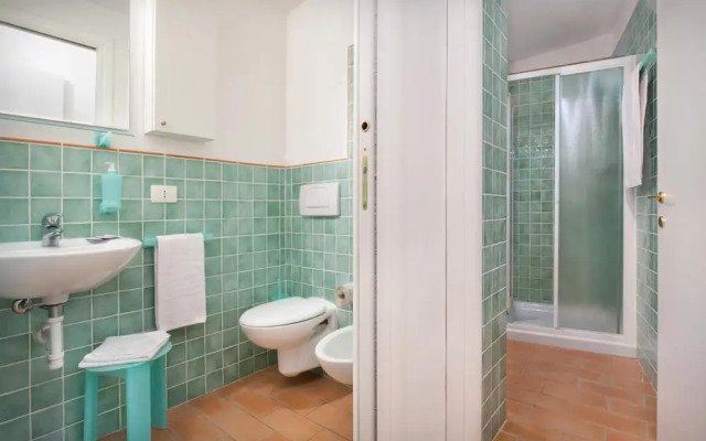 Villette Blue Panorama