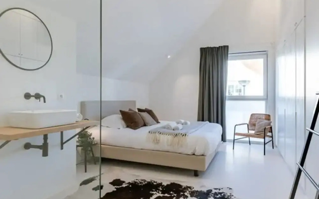 Stylish Holiday Home Close to the Beach