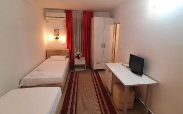 Guesthouse Evro Set