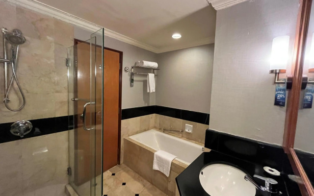 Renai Hotel Kota Bahru (formerly known as The Grand Renai Hotel)