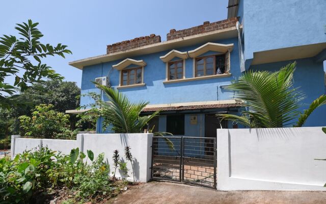 OYO 19828 Home Modern 2BHK Near Club Cubana