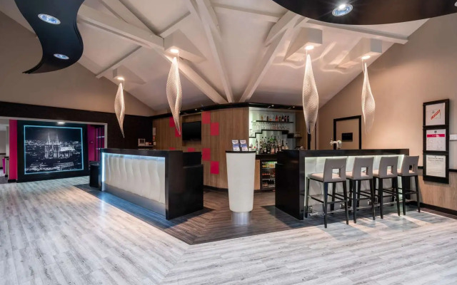 Hôtel le Kennedy, Clermont-Ferrand, The Originals Relais