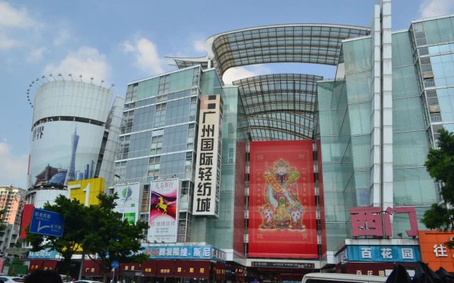 YUMI Apartment Zhujiang Textile City