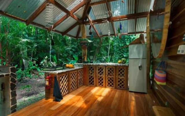 Congo Bongo EcoVillage Costa Rica