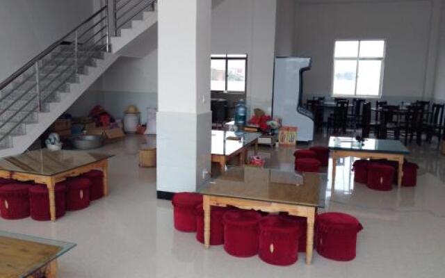 Fuxian Lake Delin Guesthouse