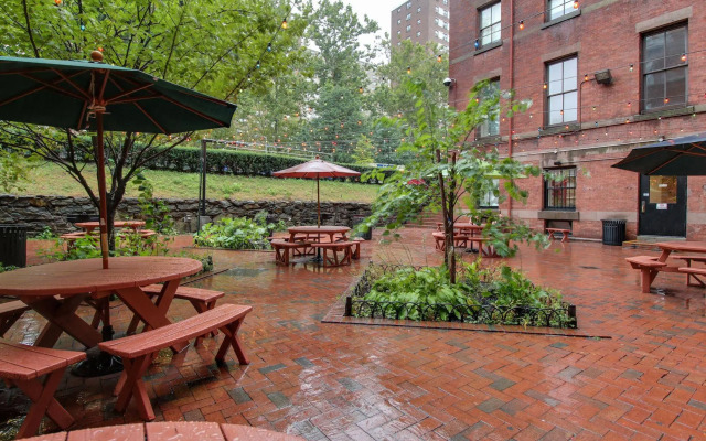 HI New York City - Hostel